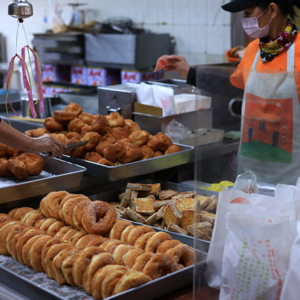 八里統力雙胞胎